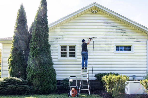 Best Commercial Pressure Washing  in Oak Harbor, WA